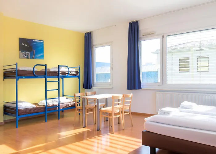 إيه&أوه غراز هاوبتباهنهوف 2* غراتس