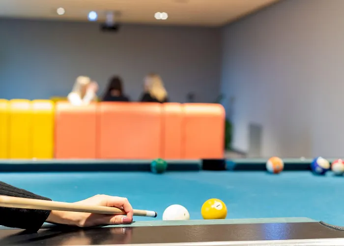 إيه&أوه غراز هاوبتباهنهوف فندق 2*