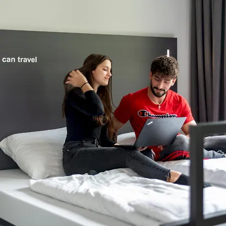 A&o Hauptbahnhof Otel Graz