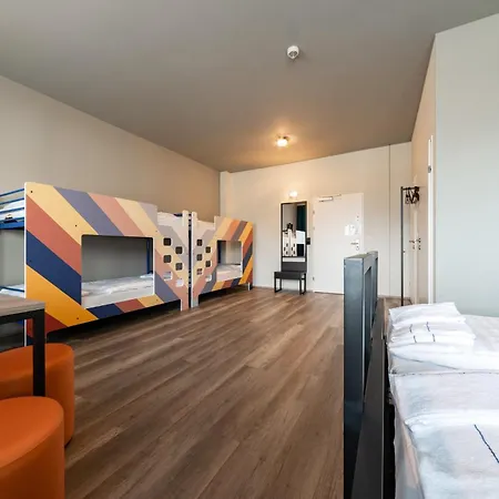 A&o Hauptbahnhof Otel 2*