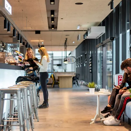 A&o Hauptbahnhof Szálloda 2*