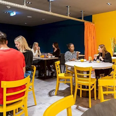 Szálloda A&o Hauptbahnhof